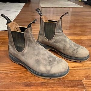 Blundstones #1944 - RUSTIC BROWN - Size 10.5